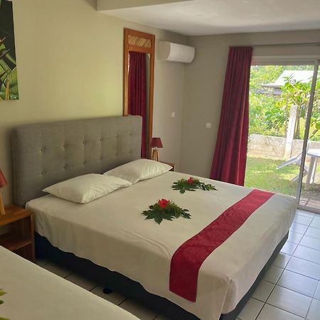 Hotel Hibiscus Papetoai Екстер'єр фото