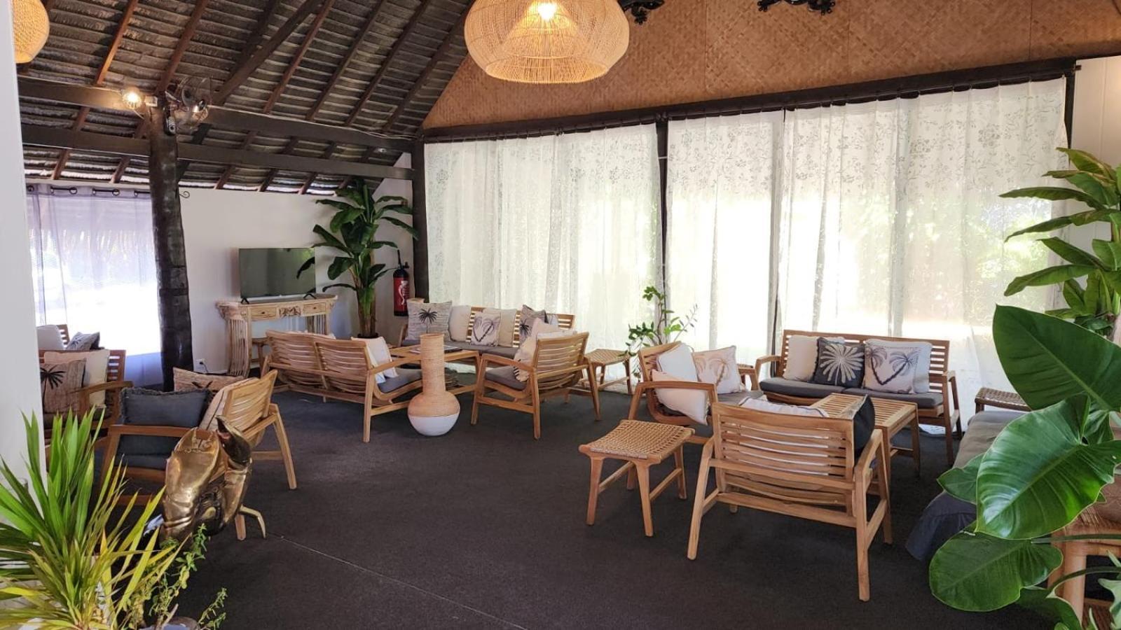 Hotel Hibiscus Papetoai Екстер'єр фото